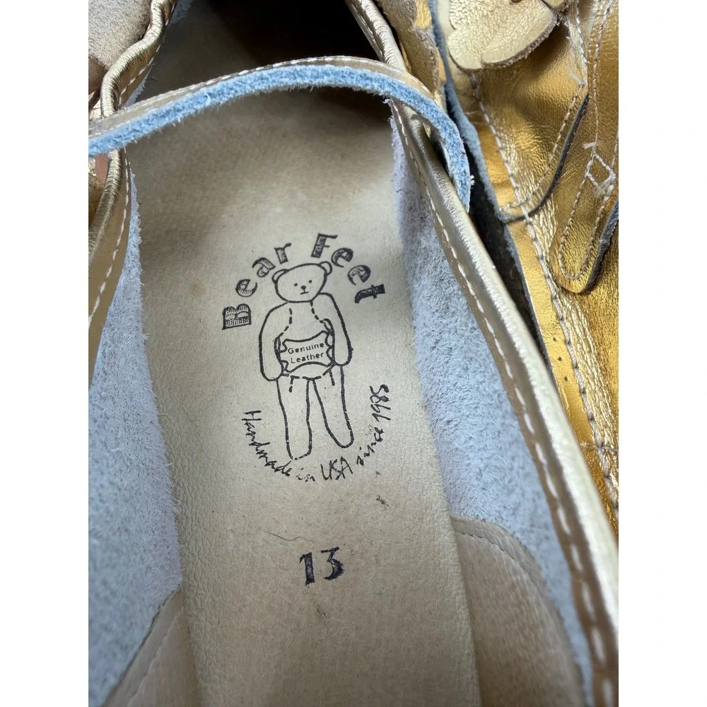 Bear‎ Feet Gold Leather Flower Mary Jane Shoes Kids 13 Metallic Floral Flats